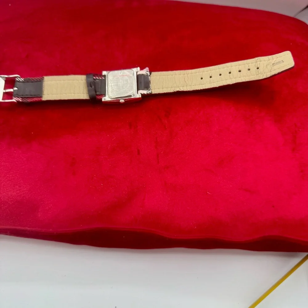Vintage Japan‎ Quartz Silvertone Disl Watch Modern Minimalist